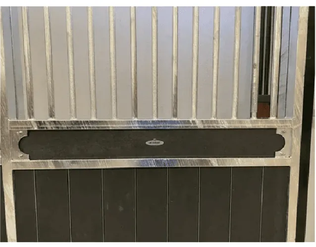 FRONTAL BOX "NEWMARKET"...