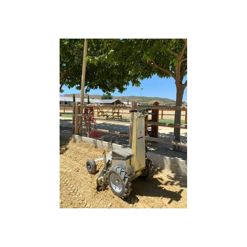 NIVELADORA BORDES PISTA