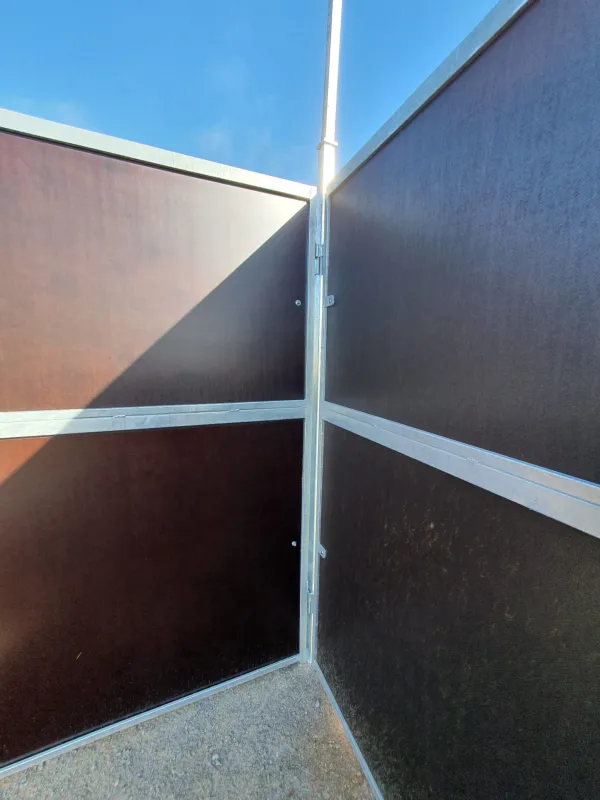 LATERAL BOX "PORTATILES LE GALOP" - MODELO CIEGO