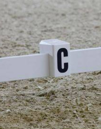 Obstáculos y material de pista